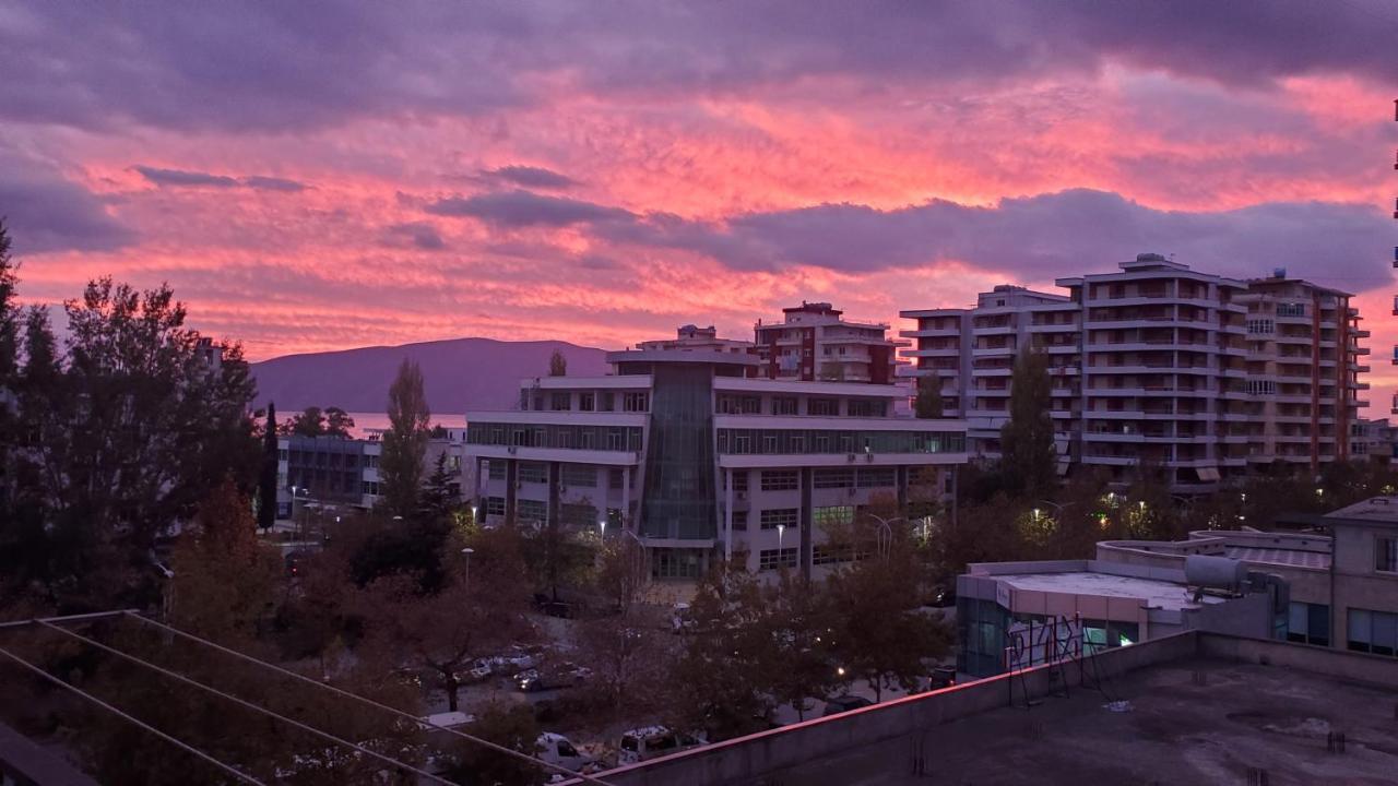 Olsi Lägenhet Vlorë Exteriör bild